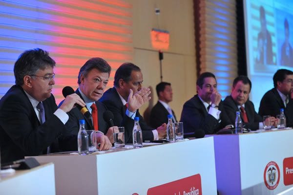 Gobierno desmonta parafiscales