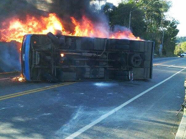 quema bus