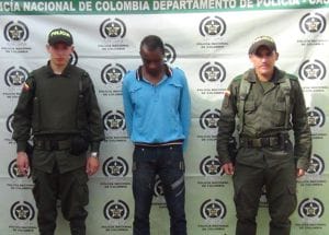 Capturado, Policía Capturado, Policía