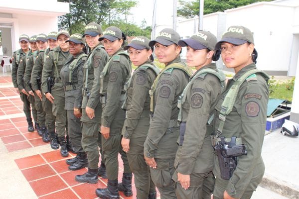 Mujeres policías 1