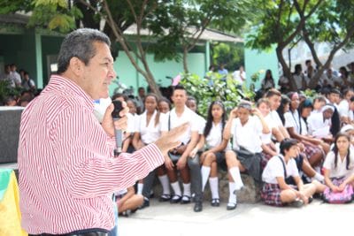 Walter Zúñiga, reconocido como el "Alcalde de Obras"