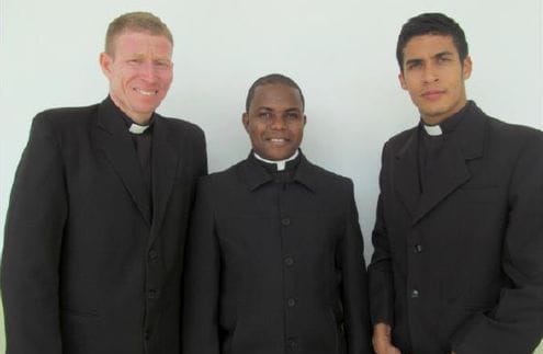 sacerdotes