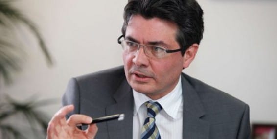 ministro salud