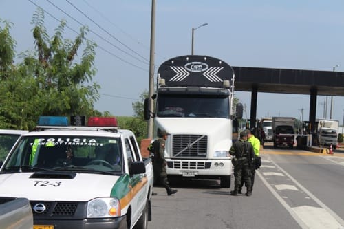 policia dinero 1