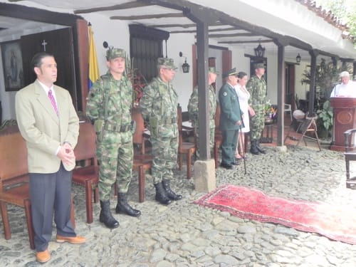 Ceremonia Militar de ascenso a teniente coronel de Luis Fernando Echeverry Vélez 3 Ceremonia Militar de ascenso a teniente coronel de Luis Fernando Echeverry Vélez 3