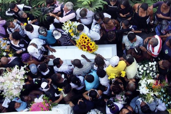 hijo de la líder Ana Fabricia Córdoba hijo de la líder Ana Fabricia Córdoba