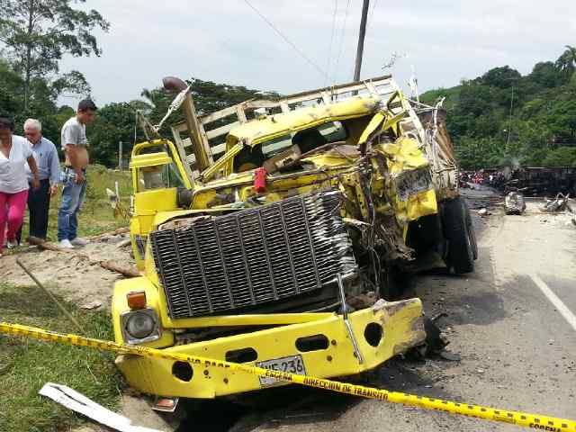 Accidente en Santander de Quilichao - Foto cortesía Notivisión Popayán accidente 4