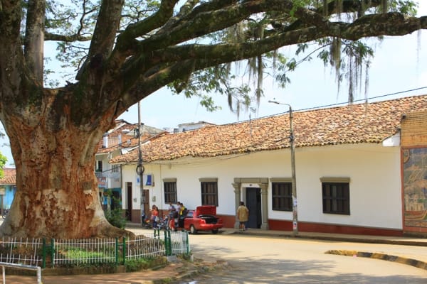 Santander de Quilichao, sede de la biblioteca pública municipal Jorge Eliécer Gaitán Biblioteca municipal