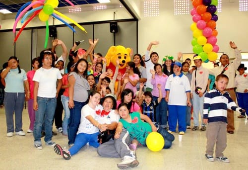 III Festival de Juegos, Sonrisas y Abrazos III Festival de Juegos, Sonrisas y Abrazos