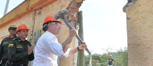 Presidente de la República, Juan Manuel Santos Santos - demolición 2
