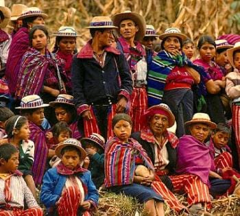 indigenas.jpg5208e582134c0