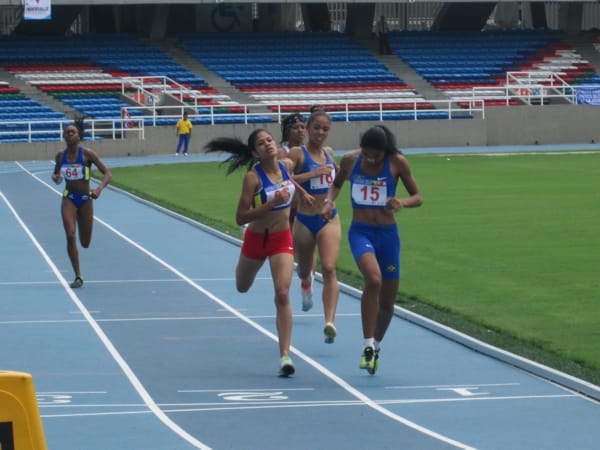 FINAL 800 MTS DAMAS FOTO 4 FINAL 800 MTS DAMAS