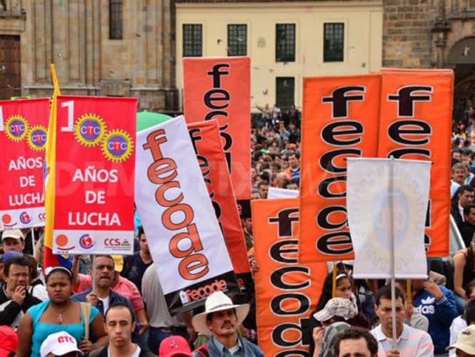 Fecode - docentes - debate salarial fecode-colombia-090913-g