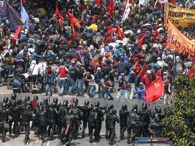 070311-FueraBushDeColombia-4