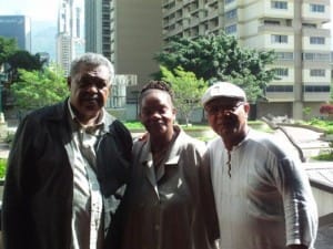 con_mis_dos_amigos_negros_0