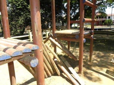 Parque Infantil - Santander de Quilichao - deteriorado Parque Infantil - Santander de Quilichao1