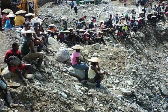 Operativo contra minería ilegal en el Cauca Timbiqui - mineros