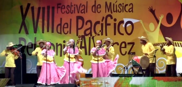 Brisas de Mandivá - Violines Caucanos - Petronio Brisas de Mandivá - Violines Caucanos - Petronio