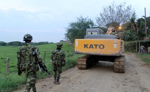 Ejército incauta retroexcavadora en el norte del Cauca Ejército incauta retroexcavadora en el norte del Cauca