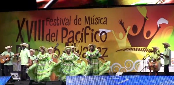 Folclór de mi pueblo - Violines Caucanos - Petronio Folclór de mi pueblo - Violines Caucanos - Petronio