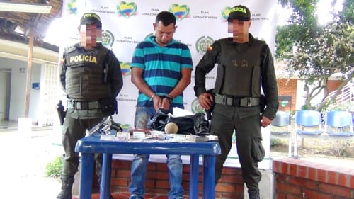 Policía capturó atracador en Santander de Q. Policía capturó atracador en Santander de Q.