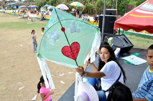Eleva un mensaje por la paz - Festival de Cometas en Miranda Festival de Cometas en Miranda