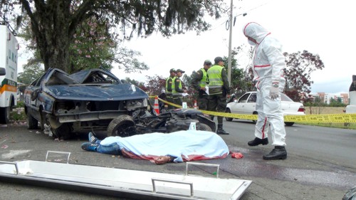 Campaña preventiva contra accidentalidad vial - Policía Popayán Policía Metropolitana de Popayan adelanta campaña preventiva contra accidentalidad vial (1)