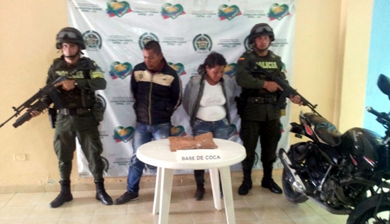 Capturadas dos personas en Mandivá por transportar base de coca 2 capturados por transportar coca - Santander de Quilichao