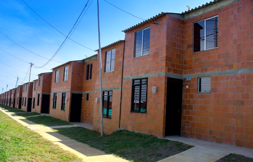 Familias de Santander de Quilichao estrenan casa propia Familias de Santander de Quilichao estrenan casa propia1