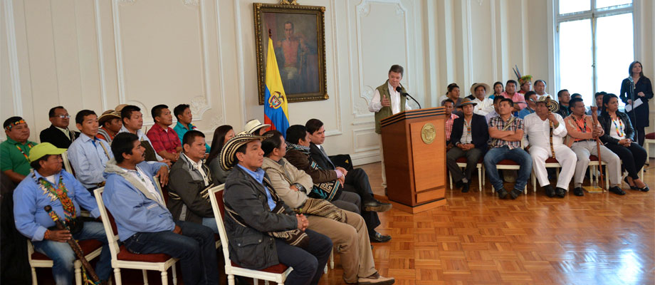 presidente Juan Manuel Santos, indígenas presidente Juan Manuel Santos