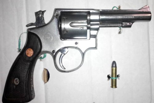 Capturado menor de edad portando arma de fuego en Santander de Quilichao Capturado menor de edad portando arma de fuego en Santander de Quilichao