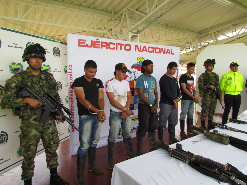 Cabecilla del Eln y cuatro guerrilleros más, rendidos en combates ante tropas del Ejército Nacional IMG_0969