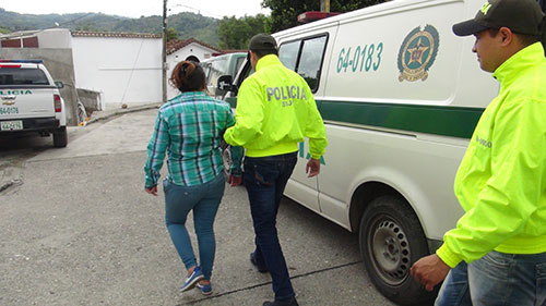 La_Policía_Metropolitana_de_Popayán_aprehendió_a_una_ad-olescente_(1)