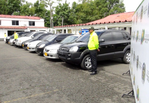 La Policía recuperó 24 vehículos que habían sido hurtados Policía recuperó 24 vehículos que habían sido hurtados