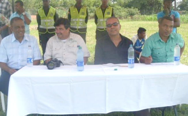 Empresarios del fútbol brasilero buscan talentos en Villa Rica Empresarios del fútbol brasilero buscan talentos en Villa Rica