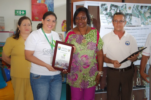 Escuelas Lectoras para la niñez - Escuela Rafael Tello - Santander de Quilichao Escuelas Lectoras para la niñez - Escuela Rafael Tello - Santander de Quilichao