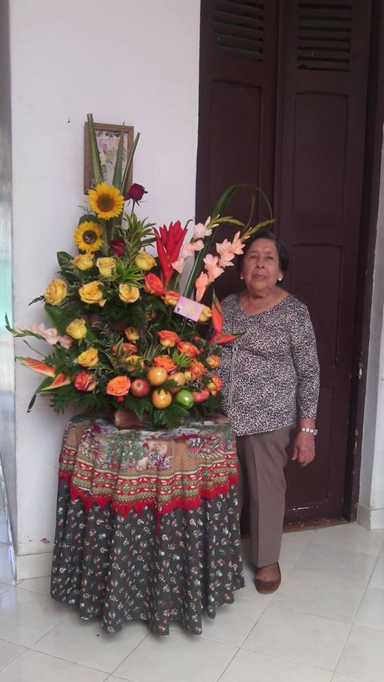 Fanny Holguín de Cabrera Fanny Holguín de Cabrera