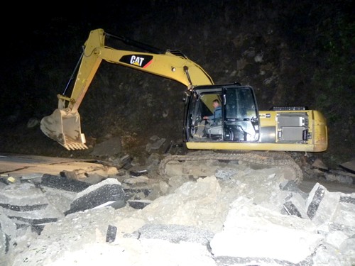 Farc destruyen vía Panamericana entre Santander y Popayán, en Caldono