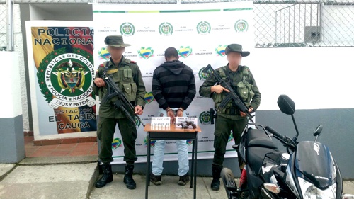 Capturado en El Tambo un hombre que portaba arma de fuego ilegal Capturado en El Tambo - porte de arma de fuego