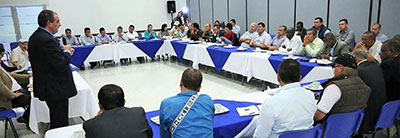 Minagricultura-en-cumbre-de-alcaldes-del-Cauca