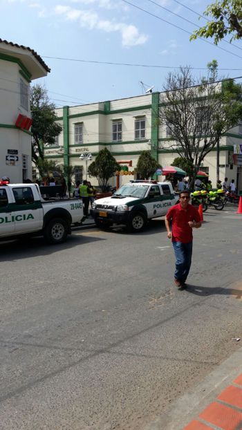 Puerto Tejada - Plantón de la Policía 2