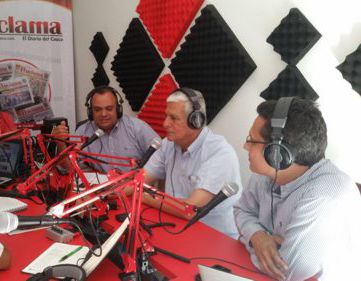 Carlos Eduardo Mendoza, vicepresidente de la Junta Directiva de la Cámara de Comercio del Cauca; Germán Lozano y Andrés Felipe Gil. Andrés Felipe Gil