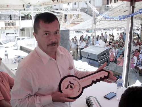 Alcalde Elio Gentil Adrada Argelia 2