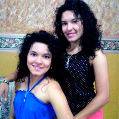 DIANA Y ALEJANDRA VELA DIANA Y ALEJANDRA VELA