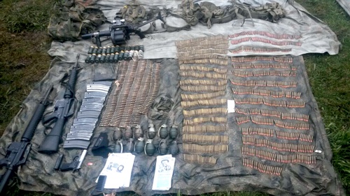 Ejército desmanteló caleta con armamento en el norte del Cauca Ejército desmanteló caleta con armamento en el norte del Cauca