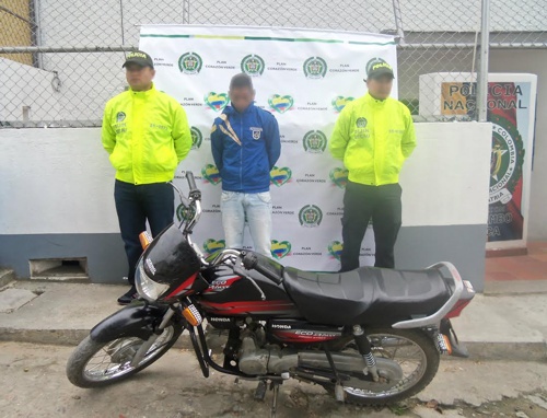 Policía recupero motocicleta Honda en El Tambo Policía recupero motocicleta Honda en El Tambo