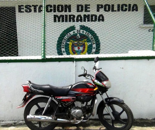 Policía recuperó motocicleta Honda en Miranda Policía recuperó motocicleta Honda en Miranda