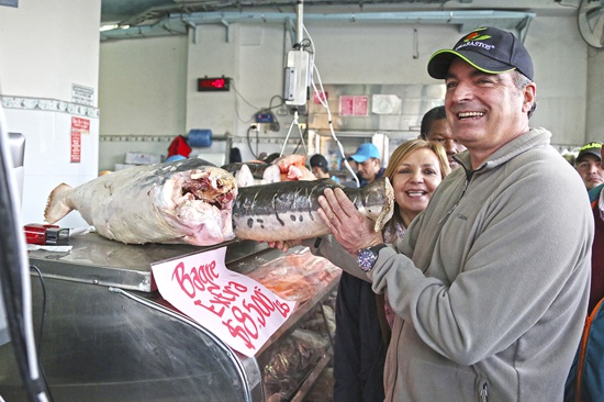 Consumir pescado es apoyar el trabajo de 800 mil pescadores - Aurelio Iragorri Valencia Consumir pescado es apoyar el trabajo de 800 mil pescadores - Aurelio Iragorri Valencia