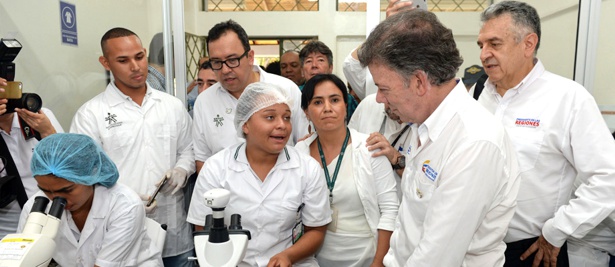 Estamos generando fábricas de empleo - Santos Estamos generando fábricas de empleo - Santos