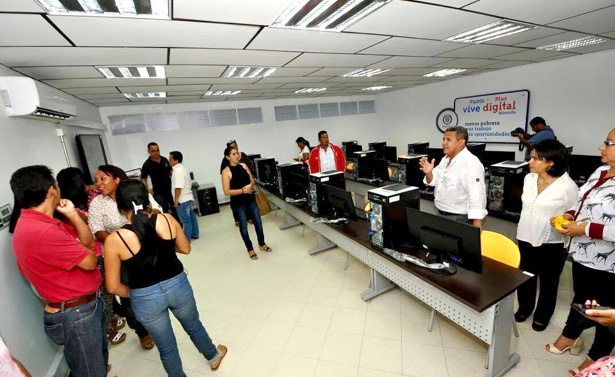 Inauguran nuevo Punto Vive Digital Plus en Miranda Inauguran Punto Vive Digital Plus en Miranda1
